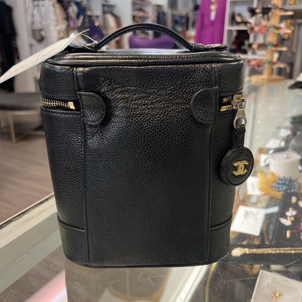 Chanel Vanity Bag - Picture 2 of 14